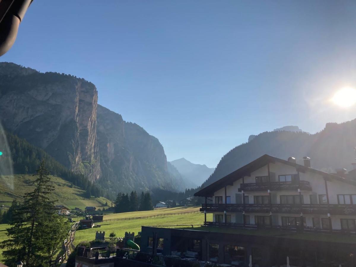 Week End Senoner Apartamento Selva di Val Gardena Exterior foto